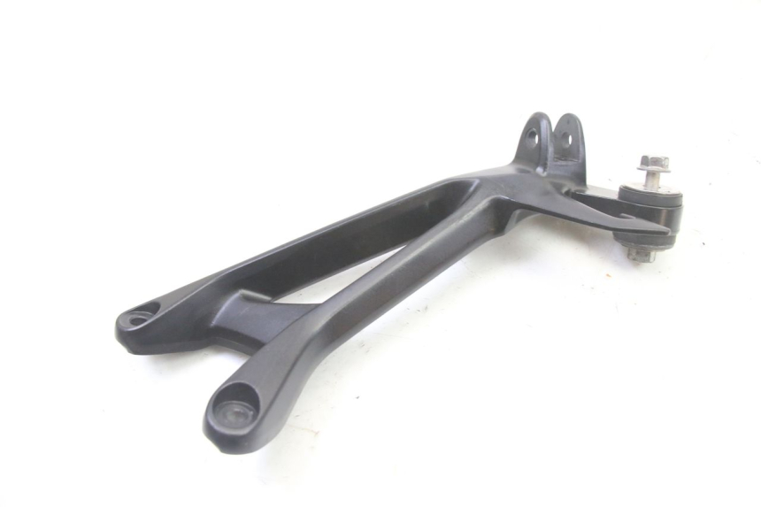 photo de PLATINE CALE PIED ARRIERE DROIT SUZUKI GSR 750 (2011 - 2017) - Zoom état d’usage