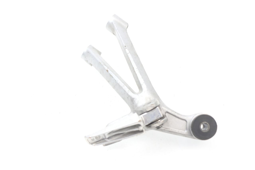 photo de PLATINE CALE PIED ARRIERE DROIT SUZUKI GSX-R GSXR 600 (2008 - 2010) - Détail de la pièce