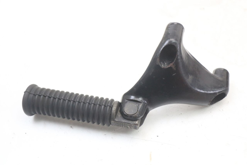 photo de PLATINE CALE PIED ARRIERE DROIT HARLEY DAVIDSON SPORTSTER XL CUSTOM 883 (1999 - 2006) - Autre angle de vue