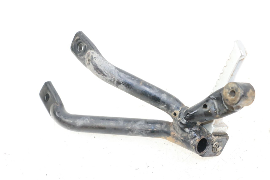 photo de PLATINE CALE PIED ARRIERE DROIT KYMCO K-PW K-PIPE 50 (2012 - 2017) - Détail de la pièce