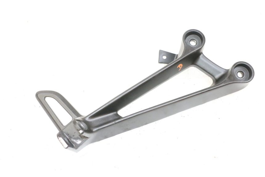 photo de PLATINE CALE PIED ARRIERE DROIT YAMAHA MT-07 MT07 ABS 700 (2018 - 2020) - Vue principale