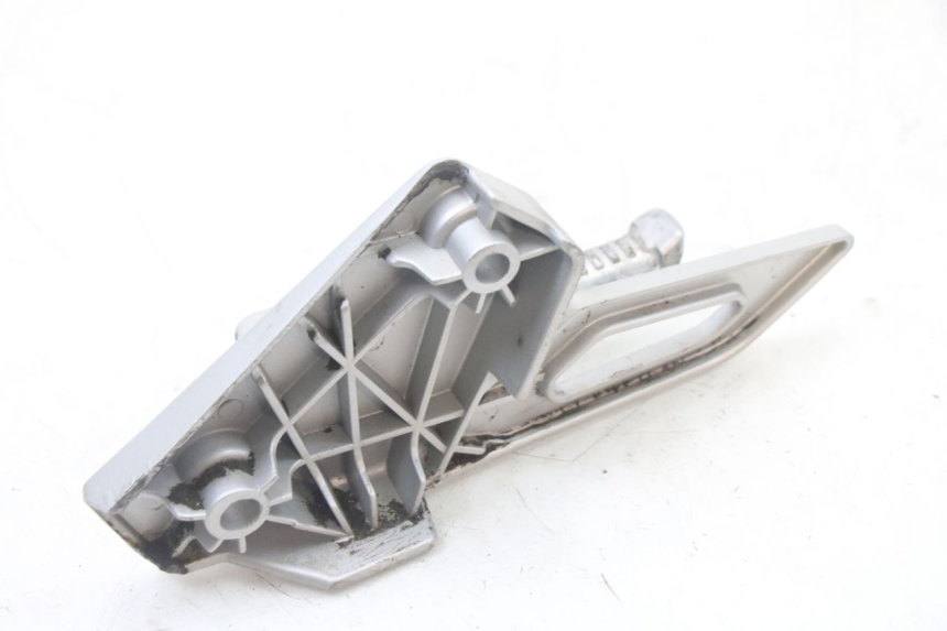 photo de PLATINE CALE PIED ARRIERE DROIT PEUGEOT SPEEDFIGHT 3 LC 2T 50 (2009 - 2015) - Vue d’ensemble