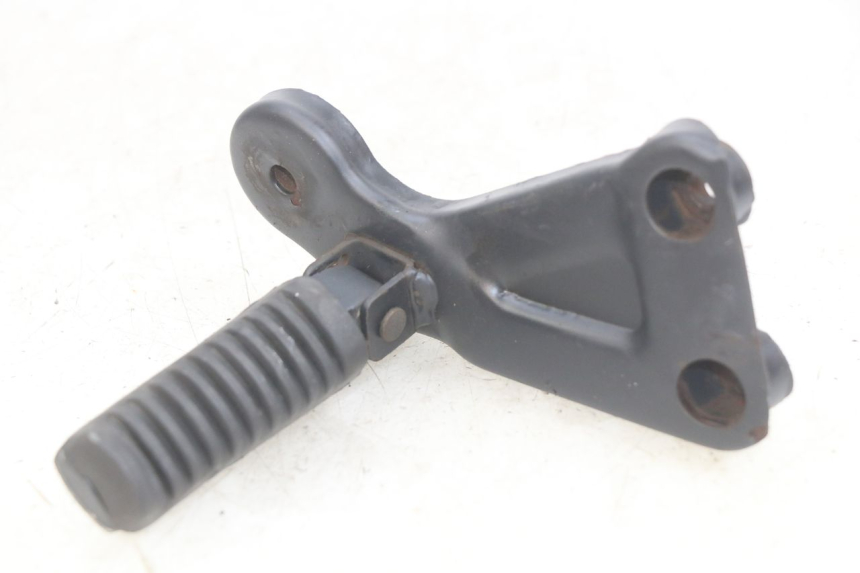 photo de PLATINE CALE PIED ARRIERE DROIT YAMASAKI ROADSTER 50 (2013 - 2018) - Vue principale