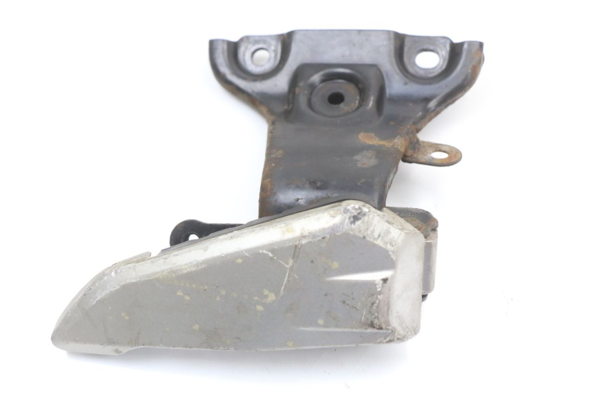 photo de PLATINE CALE PIED ARRIERE DROIT HONDA SH ABS 125 (2012 - 2017) - Vue principale