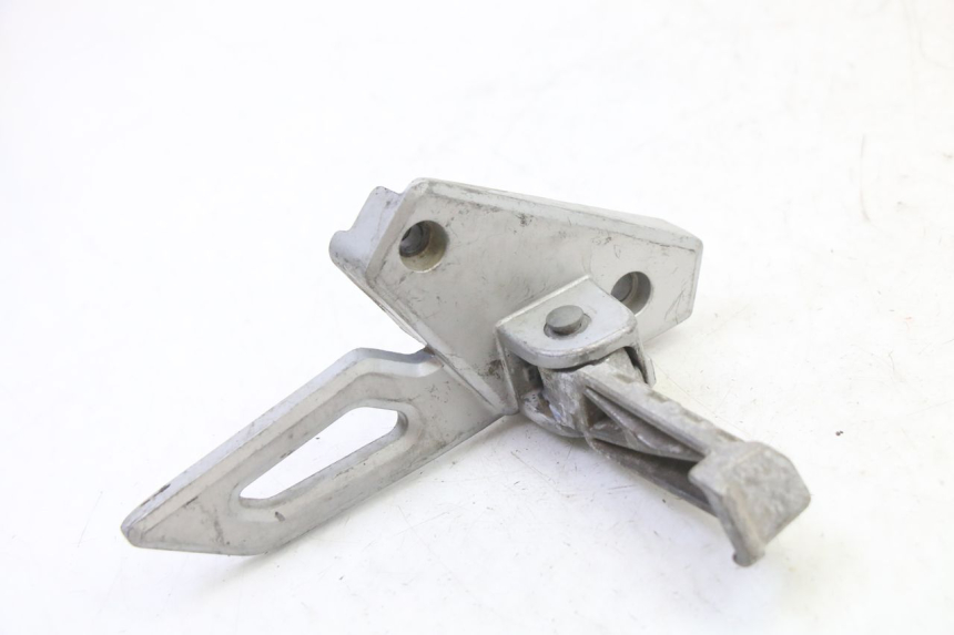 photo de PLATINE CALE PIED ARRIERE DROIT PEUGEOT SPEEDFIGHT 3 AIR 50 (2009 - 2015) - Zoom état d’usage