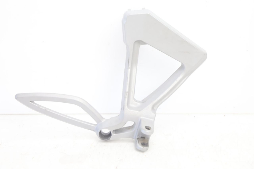photo de PLATINE CALE PIED ARRIERE DROIT CAN-AM SPYDER RS 1000 (2008 - 2012) - Vue principale