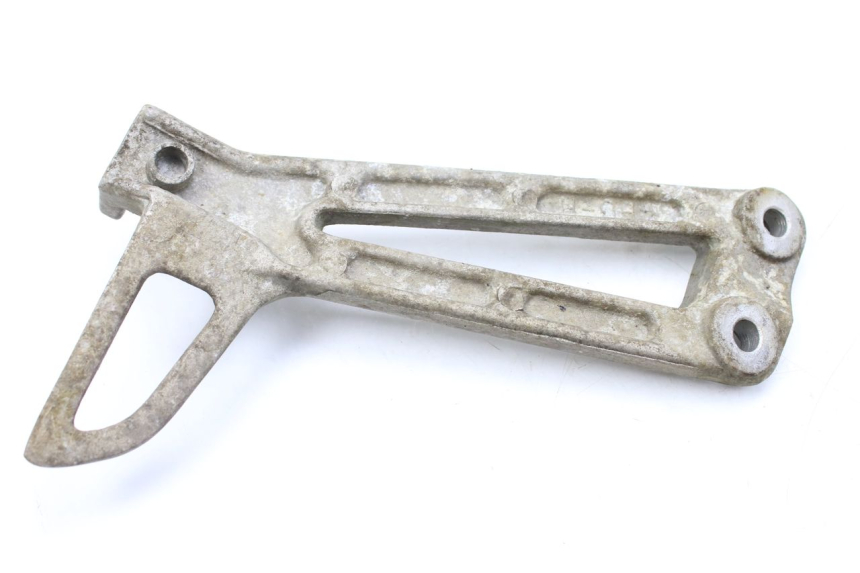 photo de PLATINE CALE PIED ARRIERE DROIT YAMAHA TDR DELTABOX 125 (1997 - 2003) - Détail de la pièce