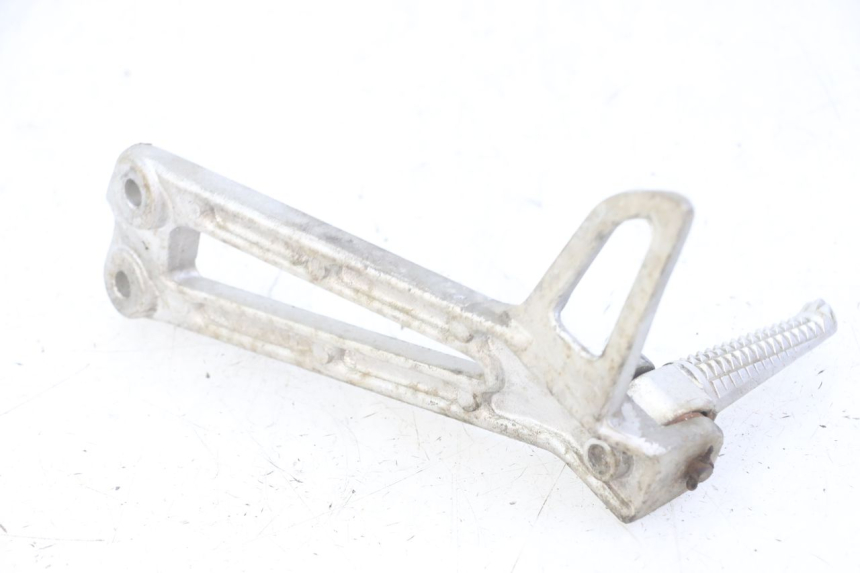 photo de PLATINE CALE PIED ARRIERE DROIT YAMAHA TDR DELTABOX 125 (1997 - 2003) - Points de fixation