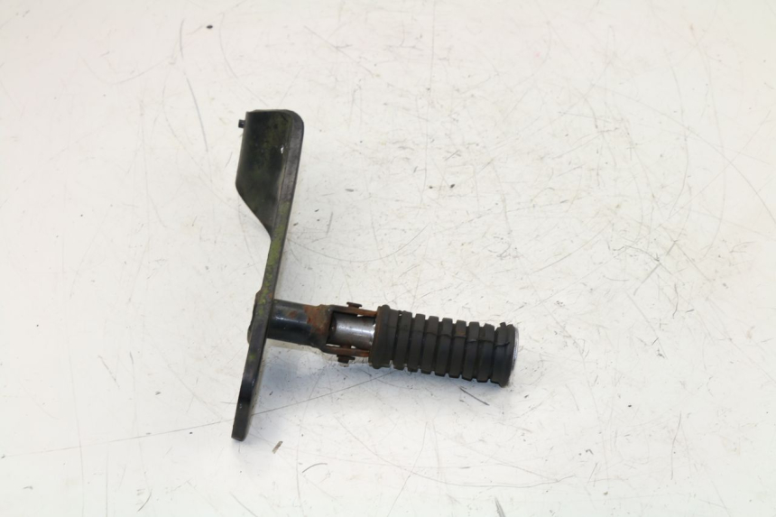 photo de PLATINE CALE PIED ARRIERE DROIT YAMAHA VIRAGO 125 (1996 - 2003) - Détail de la pièce