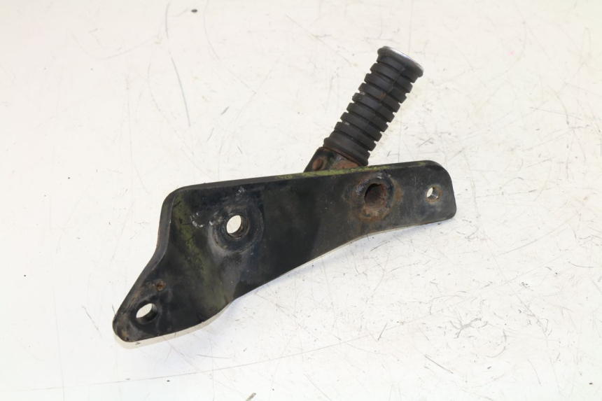 photo de PLATINE CALE PIED ARRIERE DROIT YAMAHA VIRAGO 125 (1996 - 2003) - Points de fixation