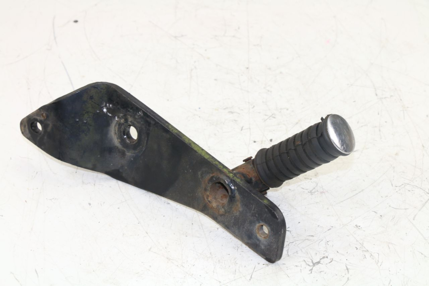 photo de PLATINE CALE PIED ARRIERE DROIT YAMAHA VIRAGO 125 (1996 - 2003) - État de surface