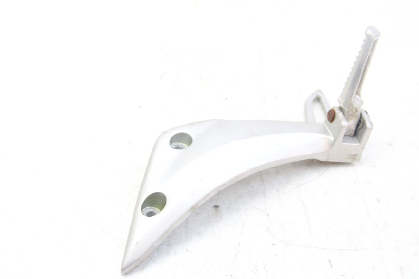 photo de PLATINE CALE PIED ARRIERE DROIT HONDA VISION NSC R 50 (2013 - 2015) - Vue principale