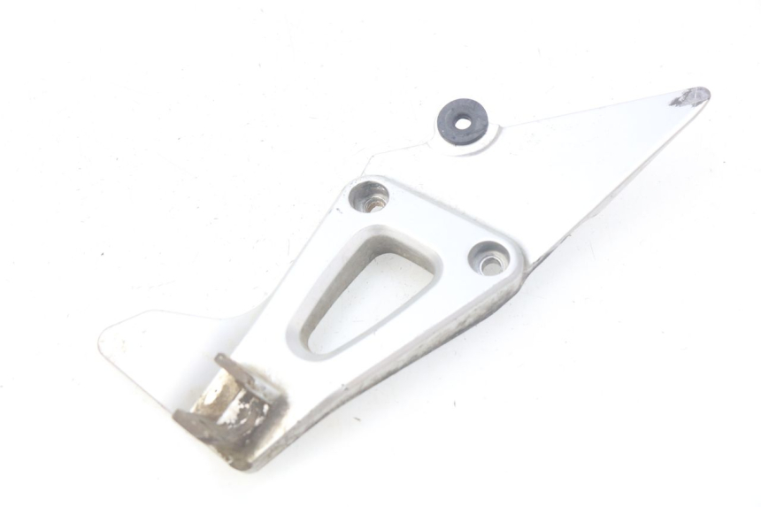photo de PLATINE CALE PIED ARRIERE DROIT SUZUKI XF FREEWIND 650 (1997 - 2003) - Vue principale