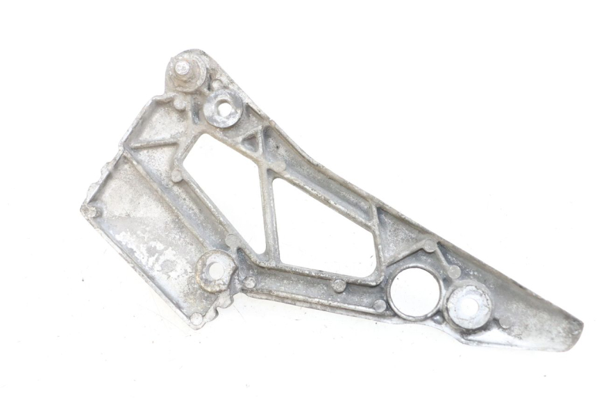 photo de PLATINE CALE PIED ARRIERE DROIT YAMAHA XJ F 900 (1983 - 1994) - Zoom état d’usage