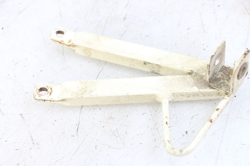 photo de PLATINE CALE PIED ARRIERE DROIT PEUGEOT XP6 50 (1997 - 2003) - Zoom état d’usage