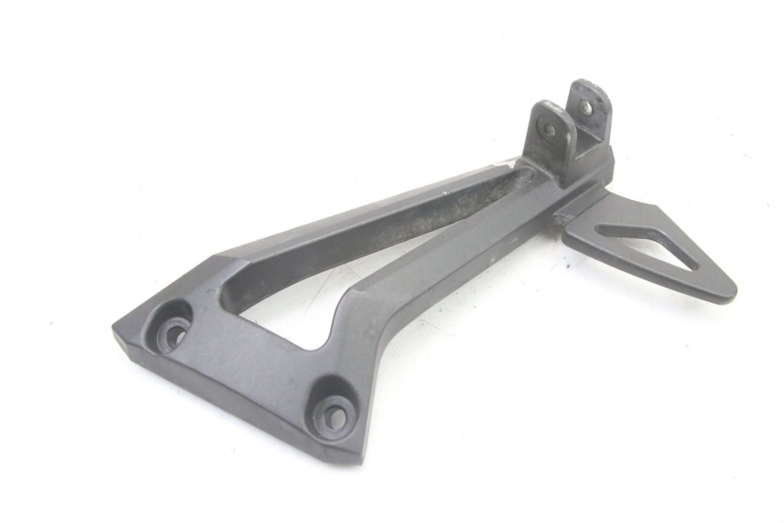 photo de PLATINE CALE PIED ARRIERE DROIT YAMAHA FZ6 FAZER S2 600 (2007 - 2011) - Zoom état d’usage