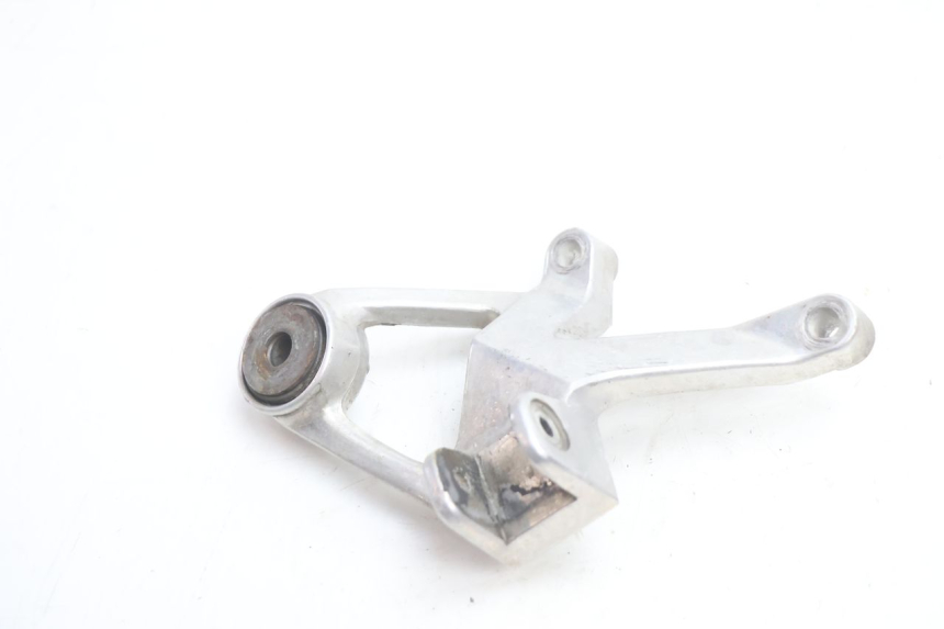 photo de PLATINE CALE PIED ARRIERE DROIT YAMAHA YZF R GENESIS 750 (1993 - 1998) - Vue principale