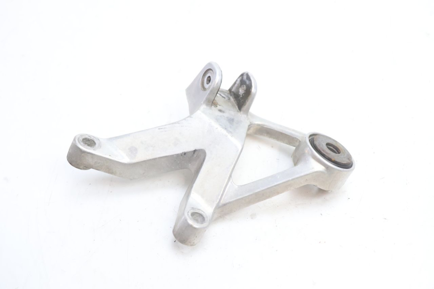 photo de PLATINE CALE PIED ARRIERE DROIT YAMAHA YZF R GENESIS 750 (1993 - 1998) - Zoom état d’usage