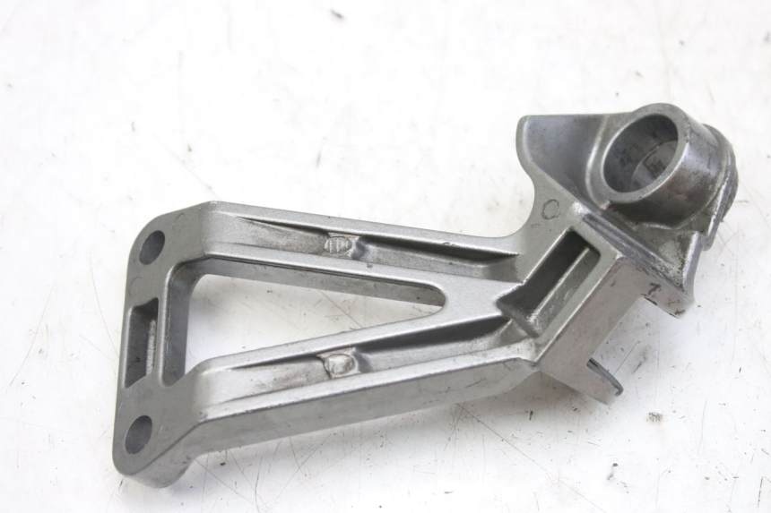 photo de PLATINE CALE PIED ARRIERE DROIT KAWASAKI ZX-6R ZX6R 600 (1995 - 1997) - Zoom état d’usage