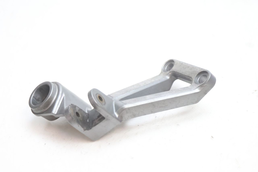photo de PLATINE CALE PIED ARRIERE DROIT KAWASAKI ZX-6R ZX6R 600 (1995 - 1997) - Détail de la pièce