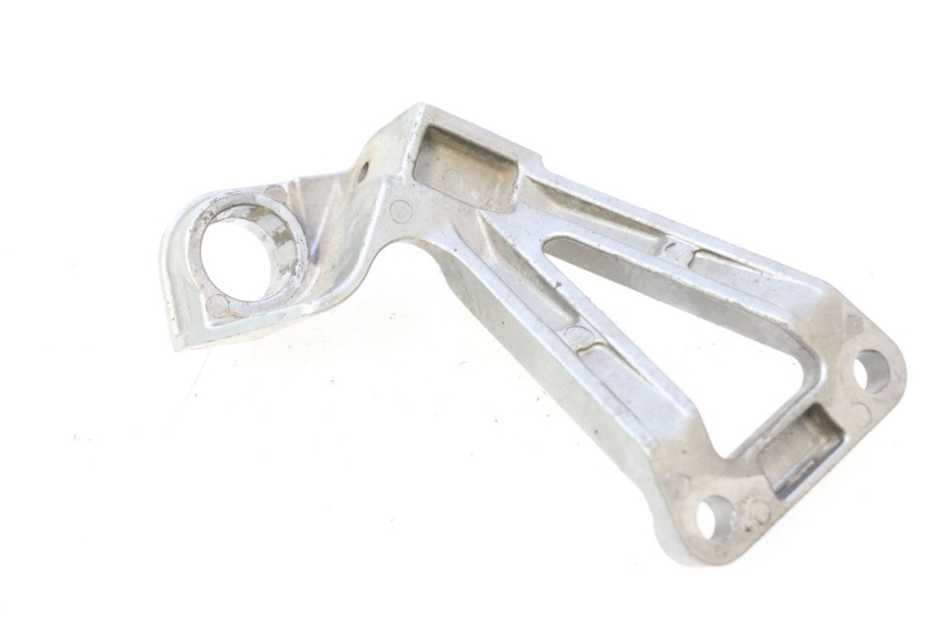 photo de PLATINE CALE PIED ARRIERE DROIT KAWASAKI ZX-6R ZX6R 600 (1995 - 1997) - Zoom état d’usage