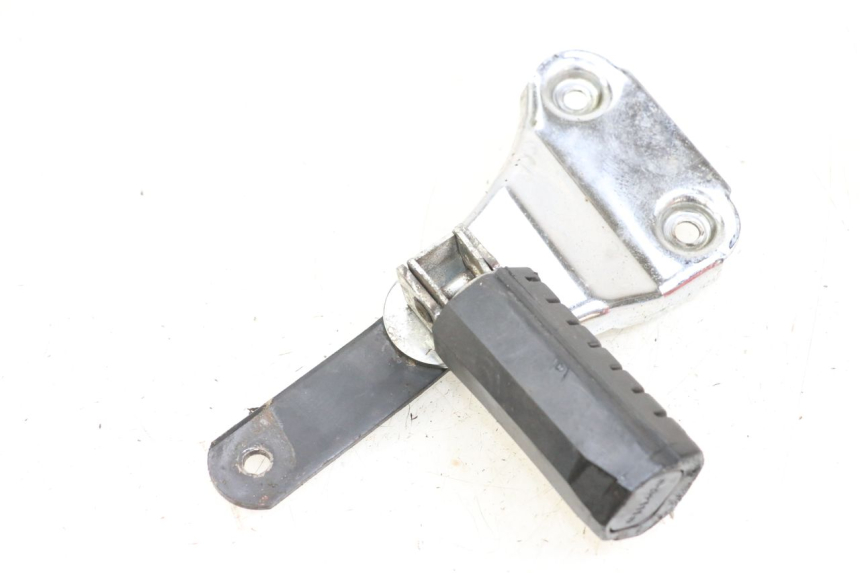 photo de PLATINE CALE PIED ARRIERE GAUCHE APRILIA CLASSIC 125 (1995 - 2001) - Autre angle de vue