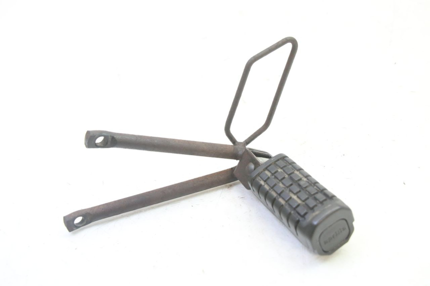 photo de PLATINE CALE PIED ARRIERE GAUCHE APRILIA ETX 125 (1998 - 2002) - Vue principale