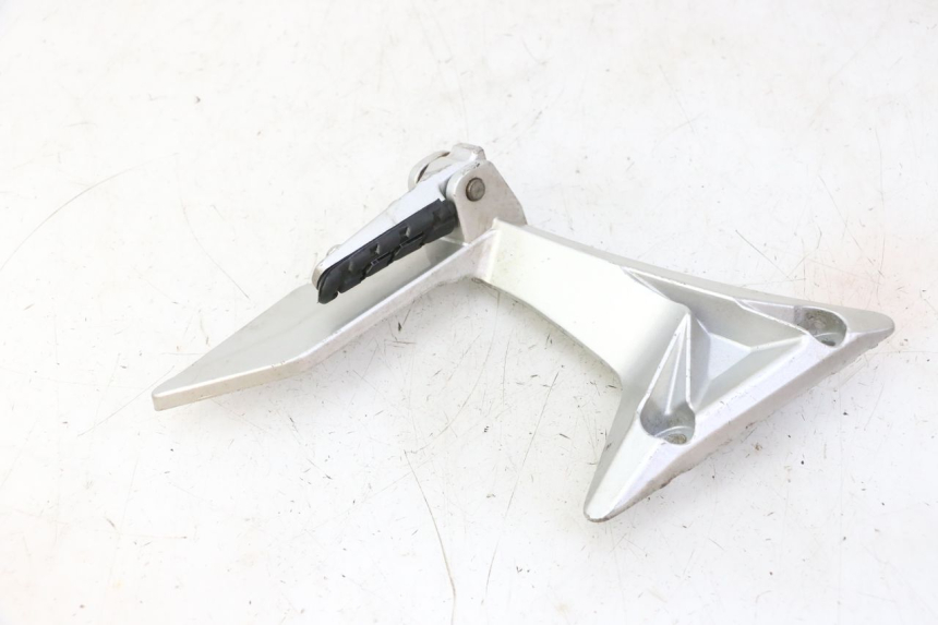 photo de PLATINE CALE PIED ARRIERE GAUCHE STAHO FH 50 (2018 - 2019) - Vue d’ensemble