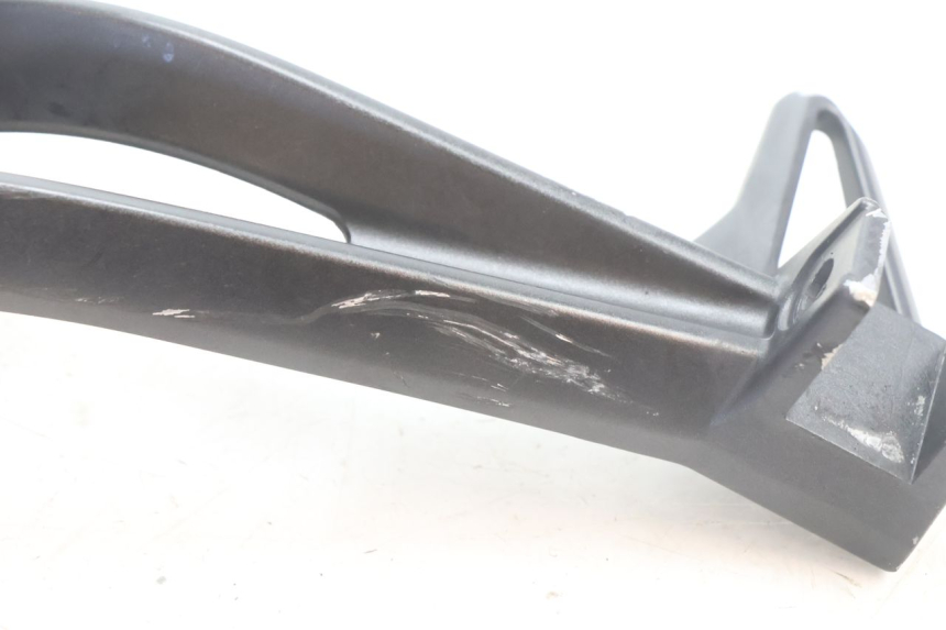 photo de PLATINE CALE PIED ARRIERE GAUCHE YAMAHA FZ8 800 (2010 - 2016) - Détail de la pièce