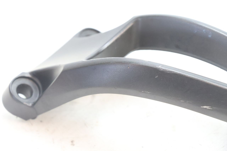 photo de PLATINE CALE PIED ARRIERE GAUCHE YAMAHA FZ8 800 (2010 - 2016) - Zoom état d’usage