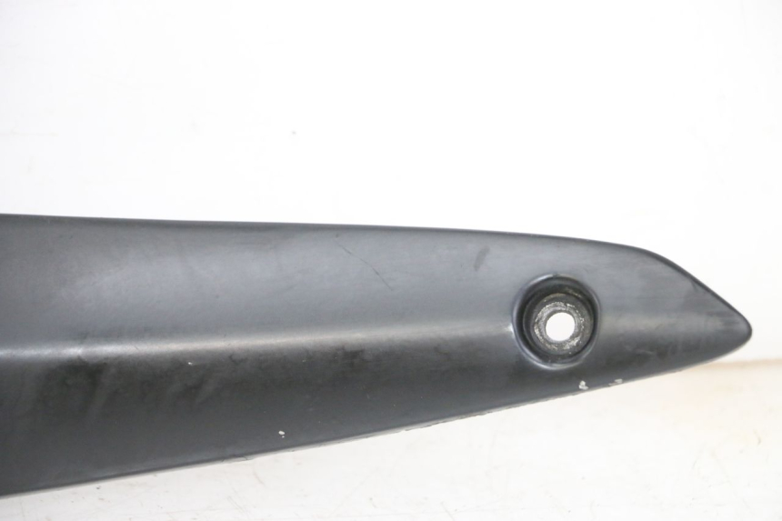 photo de PLATINE CALE PIED ARRIERE GAUCHE GILERA NEXUS 300 (2008 - 2013) - Marquages et références