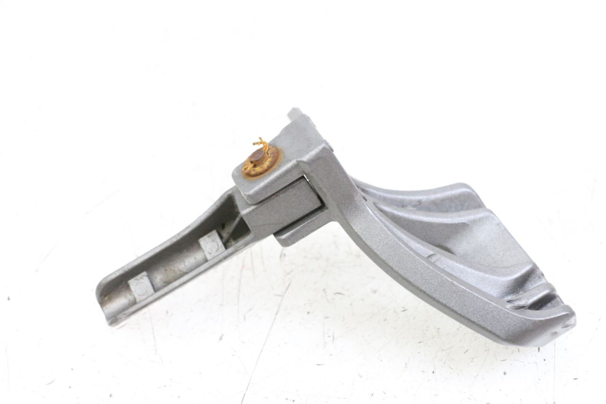 photo de PLATINE CALE PIED ARRIERE GAUCHE NECO GPX LC 2T 50 (2014 - 2018) - Gros plan technique