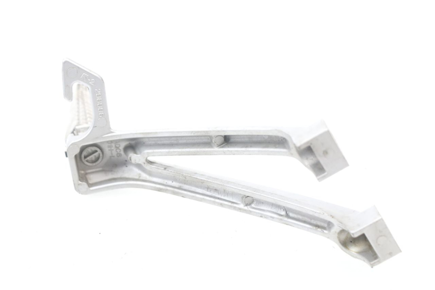 photo de PLATINE CALE PIED ARRIERE GAUCHE SUZUKI GSX-R GSXR 600 (2008 - 2010) - Points de fixation