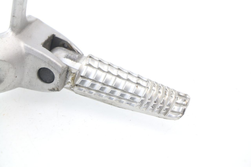 photo de PLATINE CALE PIED ARRIERE GAUCHE SUZUKI GSX-R GSXR 600 (2008 - 2010) - État de surface