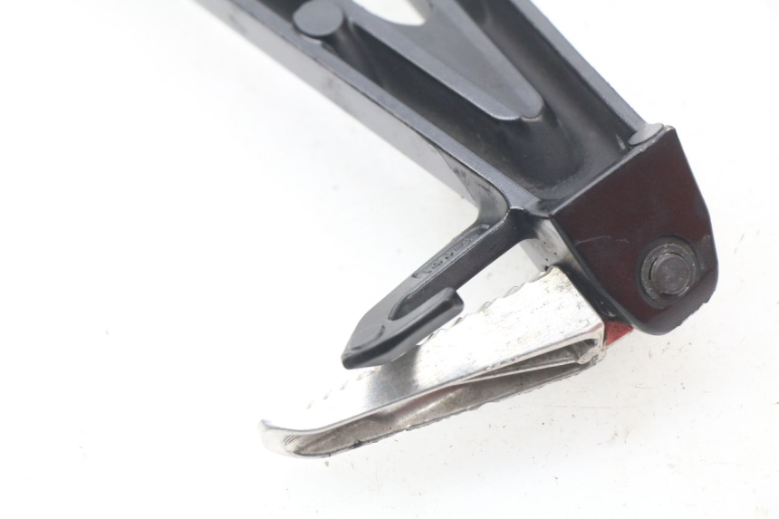 photo de PLATINE CALE PIED ARRIERE GAUCHE SUZUKI GSX-R GSXR 750 (2011 - 2016) - Zoom état d’usage