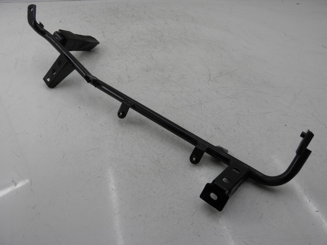 photo de PLATINE CALE PIED ARRIERE GAUCHE HONDA FES S-WING SWING ABS 125 (2007 - 2015) - Marquages et références