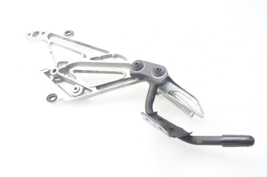 photo de PLATINE CALE PIED ARRIERE GAUCHE HONDA INTEGRA NC D 750 (2016 - 2018) - Autre angle de vue