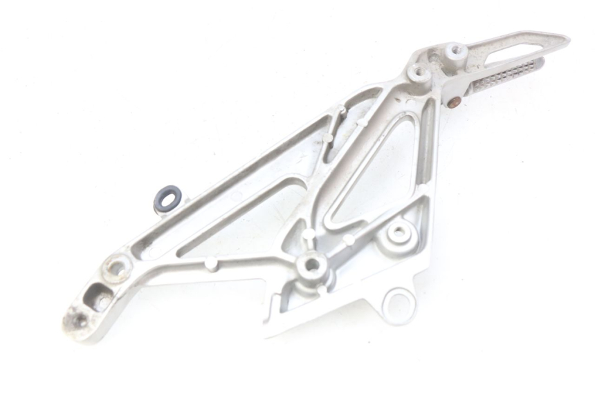 photo de PLATINE CALE PIED ARRIERE GAUCHE HONDA INTEGRA NC D 750 (2016 - 2018) - Autre angle de vue