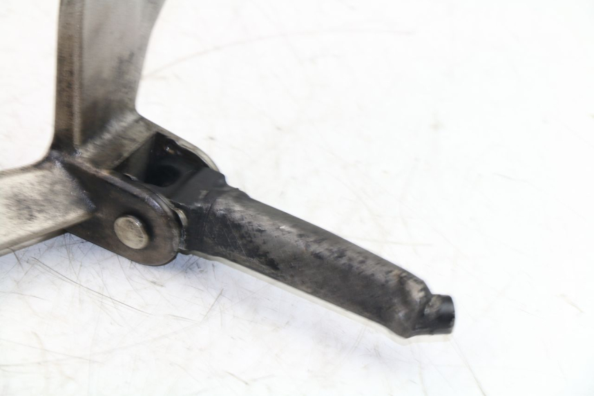 photo de PLATINE CALE PIED ARRIERE GAUCHE KTM DUKE 390 (2013 - 2017) - Autre angle de vue