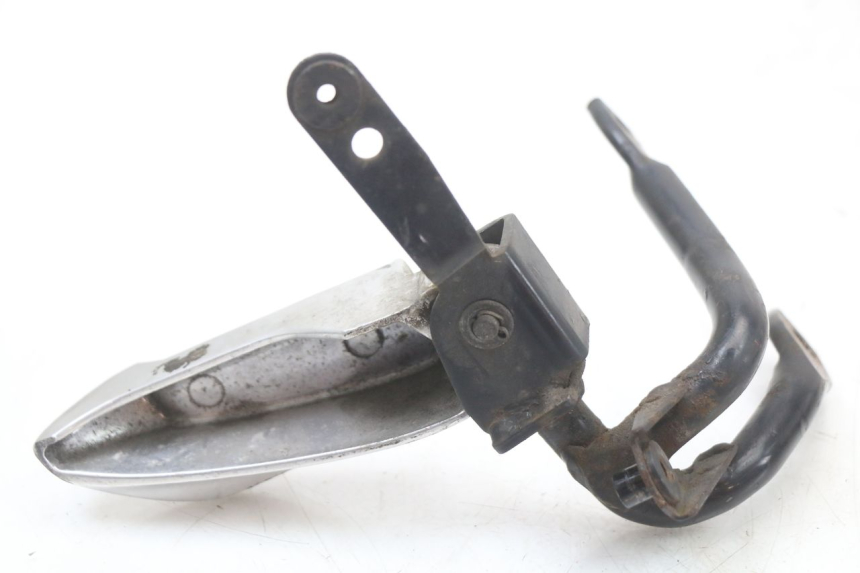 photo de PLATINE CALE PIED ARRIERE GAUCHE HONDA NHX LEAD 110 (2008 - 2010) - Autre angle de vue