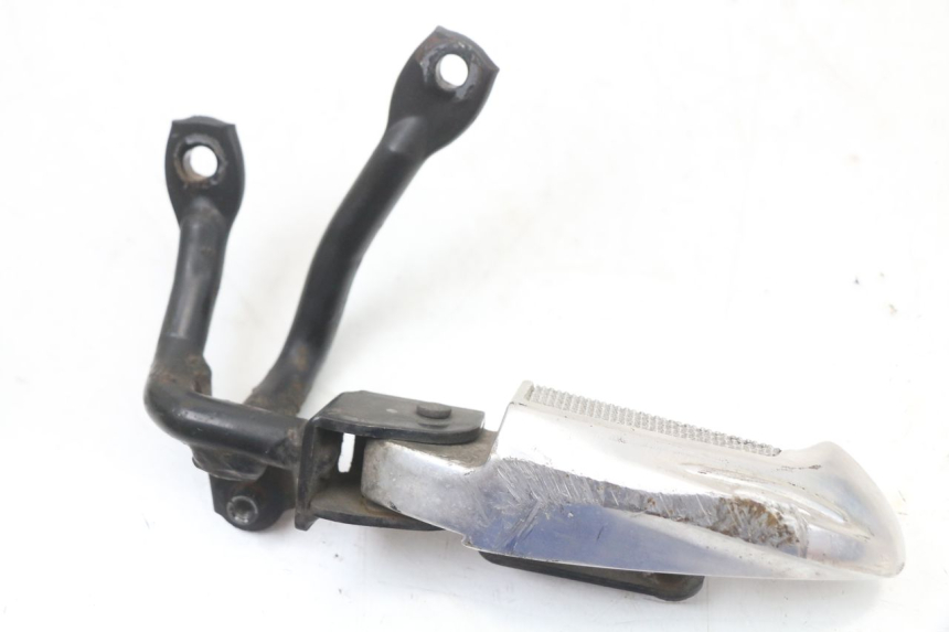 photo de PLATINE CALE PIED ARRIERE GAUCHE HONDA NHX LEAD 110 (2008 - 2010) - Points de fixation