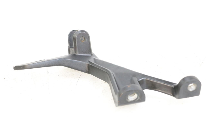 photo de PLATINE CALE PIED ARRIERE GAUCHE KAWASAKI NINJA 400 (2018 - 2023) - Autre angle de vue