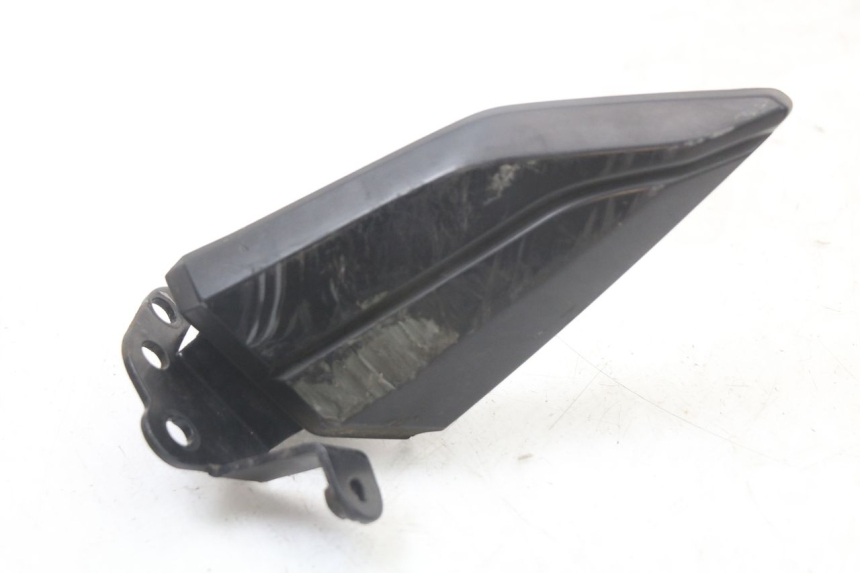 photo de PLATINE CALE PIED ARRIERE GAUCHE PEUGEOT BELVILLE 125 (2017 - 2021) - Autre angle de vue