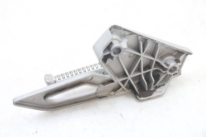 photo de PLATINE CALE PIED ARRIERE GAUCHE PEUGEOT SPEEDFIGHT 3 LC 2T 50 (2009 - 2015) - Vue d’ensemble