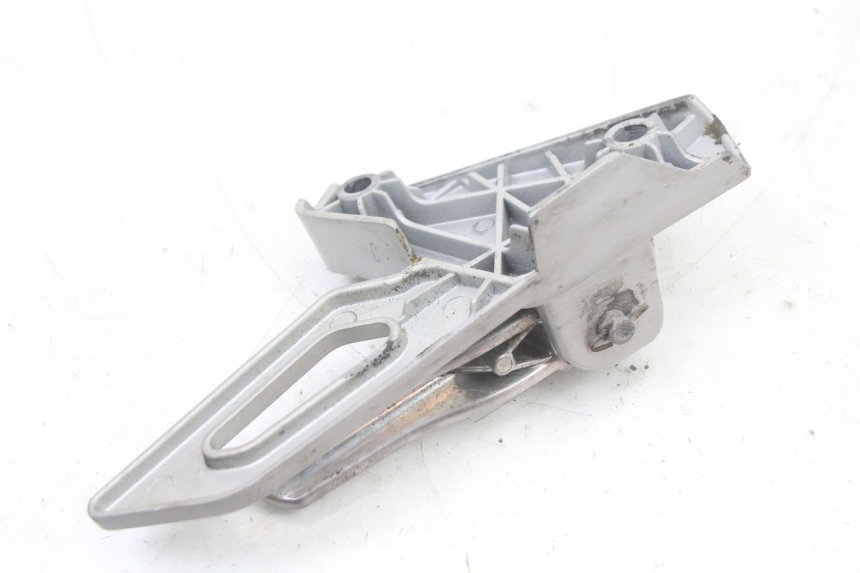 photo de PLATINE CALE PIED ARRIERE GAUCHE PEUGEOT SPEEDFIGHT 3 LC 2T 50 (2009 - 2015) - Points de fixation