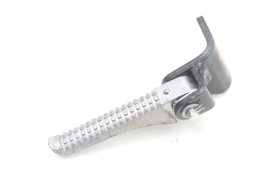 photo de PLATINE CALE PIED ARRIERE GAUCHE PIAGGIO NRG POWER PUREJET 50 (2018 - 2021) - Vue principale