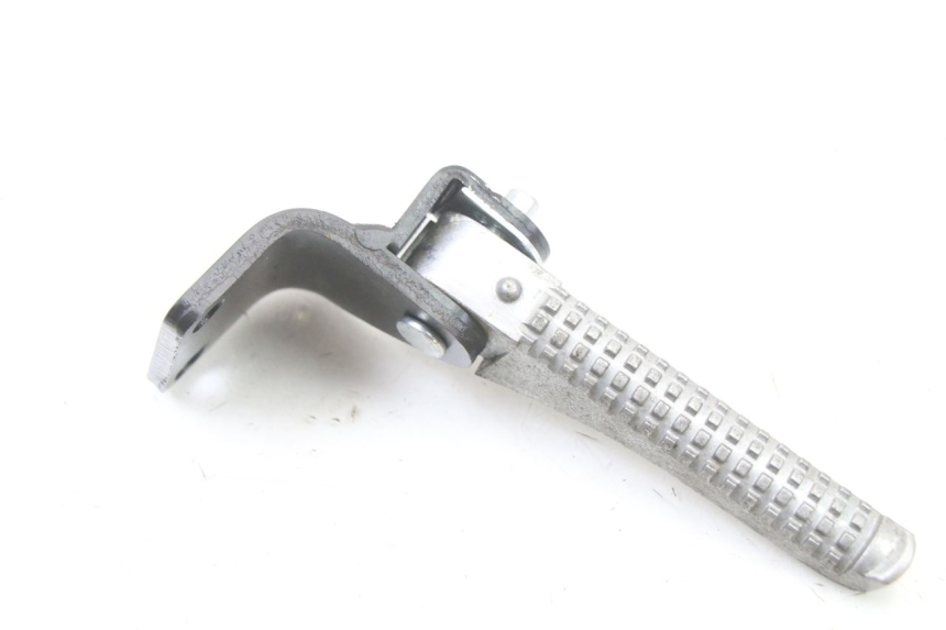 photo de PLATINE CALE PIED ARRIERE GAUCHE PIAGGIO NRG POWER PUREJET 50 (2018 - 2021) - Détail de la pièce