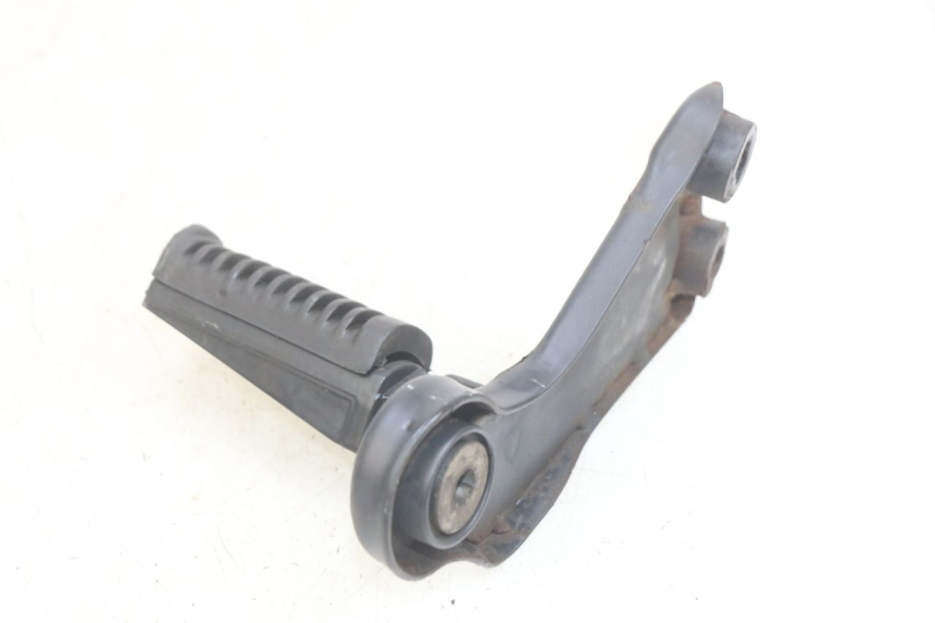 photo de PLATINE CALE PIED ARRIERE GAUCHE YAMASAKI ROADSTER 50 (2013 - 2018) - Gros plan technique