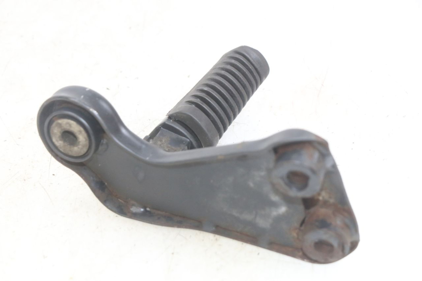 photo de PLATINE CALE PIED ARRIERE GAUCHE YAMASAKI ROADSTER 50 (2013 - 2018) - Vue d’ensemble