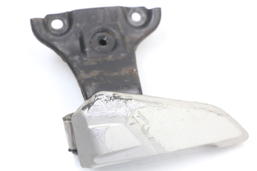 photo de PLATINE CALE PIED ARRIERE GAUCHE HONDA SH ABS 125 (2012 - 2017) - Vue principale